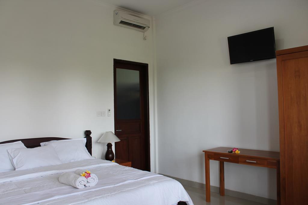 Wijaya Guesthouse Canggu  Exterior photo