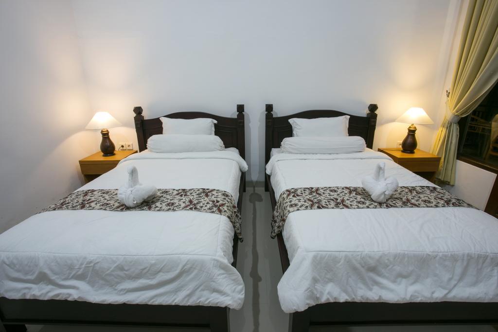 Wijaya Guesthouse Canggu  Exterior photo