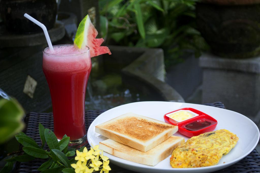 Wijaya Guesthouse Canggu  Exterior photo